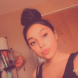 Meet your Posher, Azella